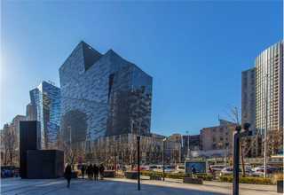 天津驾驶式洗地机优势